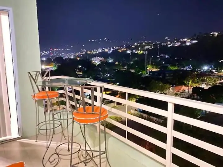 The Loft Apartment Кингстон